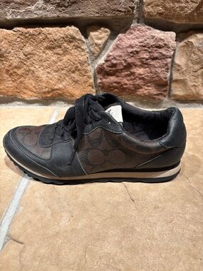 Coach Women's Black and Brown Signature Runner Sneaker